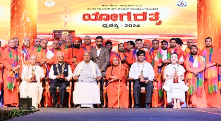 एमिटी विश्वविद्यालय के वैज्ञानिक डा डब्लू सेल्वामूर्ती योग रत्न पुरस्कार 2024 से हुए सम्मानित