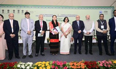 वर्ष 2033 तक प्लास्टिक रीसाइक्लिंग उद्योग 6.9 बिलियन डॉलर की होने की संभावना