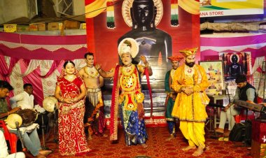 सरूरपुर जैन मंदिर में मोक्ष कल्याणक महोत्सव के दौरान हुआ नाटिका का मंचन