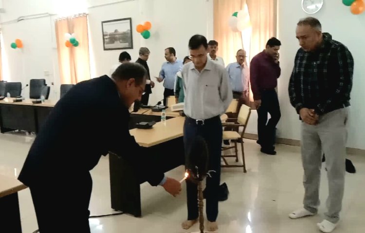 राष्ट्रीय लोक अदालत में 657899 वादों का हुआ निस्तारण - जिला जज