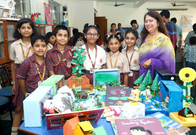 जादुई पिटारा,कहानी मंचन ने जीता अभिभावकों का दिल