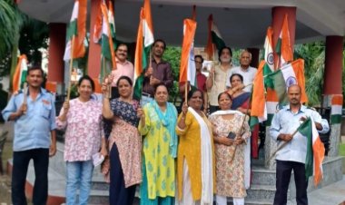 एक दीप शहीदों के नाम, निकाली तिरंगा यात्रा