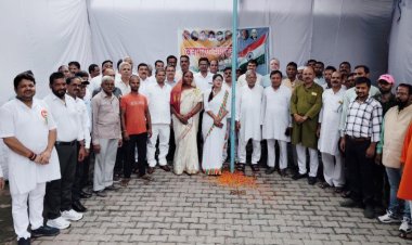 सुभाष पार्टी द्वारा 78 वा स्वतंत्रता दिवस समारोह धूमधाम से मनाया गया