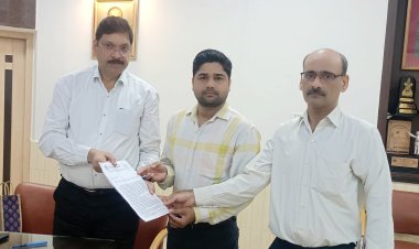 बांग्लादेश के हिन्दुओं पर हो रहे अत्याचार एवं हत्याएं रोकने के लिए भारत सरकार द्वारा तत्काल सख्त कार्रवाई की जाए !