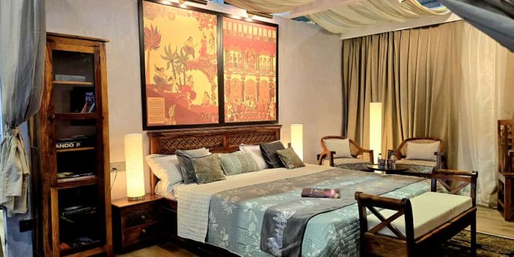 Architect Harish Unveil Hotel Mockup Room at India International Hospitality Expo 2024