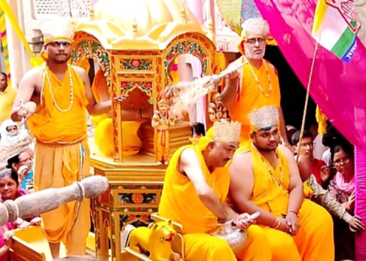 धूमधाम के साथ निकली किरठल गांव में श्रीजी की वार्षिक रथयात्रा