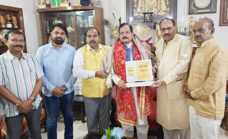 केंद्रीय ऊर्जा राज्य मंत्री नाईक से मिले कराल कलवार समाज के लोग