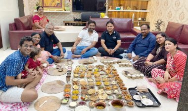 56 प्रकार के व्यंजन से लगाया गोवर्धन महाराज का भोग