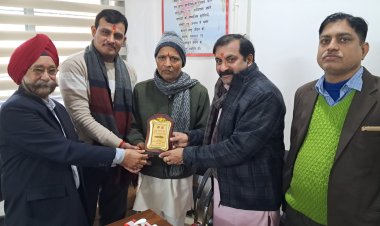 एक्यूप्रेशर शिविर में 148 लोगों ने कराया अपना निशुल्क इलाज
