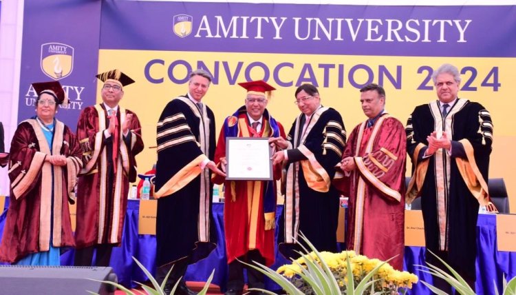 एमिटी विश्वविद्यालय मे भव्य दीक्षांत समारोह का शुभारंभ
