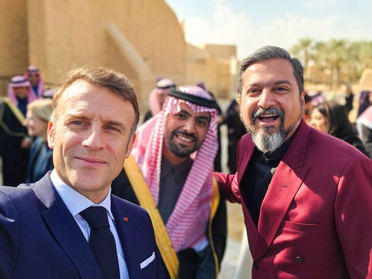 ग्रैमी पुरस्कार विजेता रिकी केज ने भारतीय राष्ट्रगान का स्मारकीय संस्करण बनाकर गिनीज वर्ल्ड रिकॉर्ड बनाया