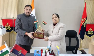 राजेंद्र पंडित ने दी पुलिस कमिश्नर लक्ष्मी सिंह को एडीजी बनने की बधाई