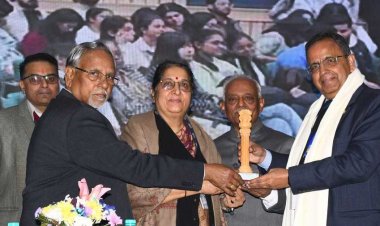 एमिटी विश्वविद्यालय में ‘कैंसर एंव कैंसर इम्यूनोथेरेपी में प्रगति’ पर अंर्तराष्ट्रीय सम्मेलन का शुभारंभ