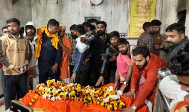 हिंदू संस्कृति के धरोहर को मुस्लिमों से मुक्त कराया जाए : दुर्गा प्रसाद दुबे
