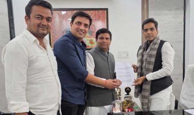 किरायेदारी कानून का मज़ाक उड़ा रहे अधिकारी - विधायक से नोवरा ने की शिकायत 