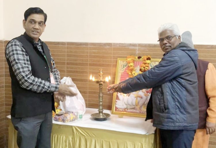 बसंतोत्सव पर संस्कार भारती ने किया साहित्यिक व सांस्कृतिक कार्यक्रम का आयोजन