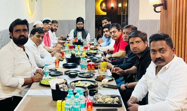 नफ़रत के दौर में मोह्ब्बत का पैगाम, नोएडा में हुई रोजा इफ्तार पार्टी