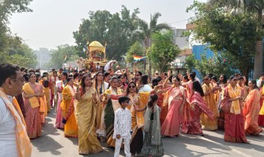 महावीर जन्मोत्सव पर हुआ आध्यात्मिक भजन संध्या का आयोजन