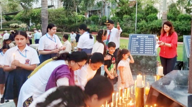 गौतम बुद्ध नगर शहीदों के परिवार स्मारक पर दी श्रद्धांजलि