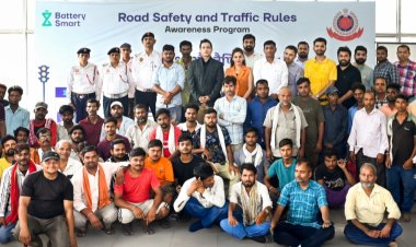 बैटरी स्मार्ट ने दिल्ली ट्रैफिक पुलिस के साथ मिलकर ई-रिक्शा चालकों के लिए सड़क सुरक्षा और ट्रैफिक नियम जागरूकता अभियान चलाया