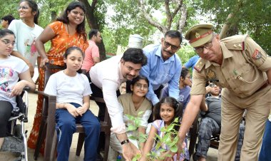 विश्व पर्यावरण संरक्षण दिवस पर दिव्यांग बच्चों ने पुलिस के साथ मिलकर चलाया पौधारोपण अभियान