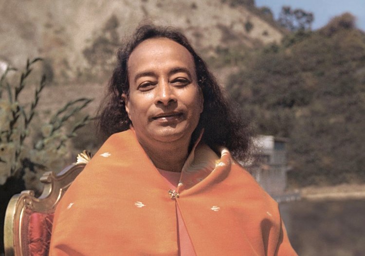 गुरु मौन ईश्वर की अभिव्यक्त वाणी हैं