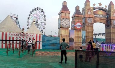 नोएडा स्टेडियम में लगा तीज एवं रक्षाबंधन मेला, जलपरी आकर्षण का केन्द्र