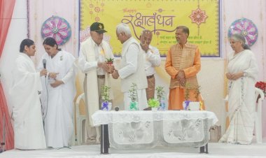 ब्रह्मा कुमारीज़ ने किया भव्य रक्षाबंधन समारोह का आयोजन