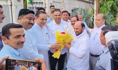 शहर की उच्च शिक्षा से जुड़ी समस्याओं से मंत्री को अवगत कराया