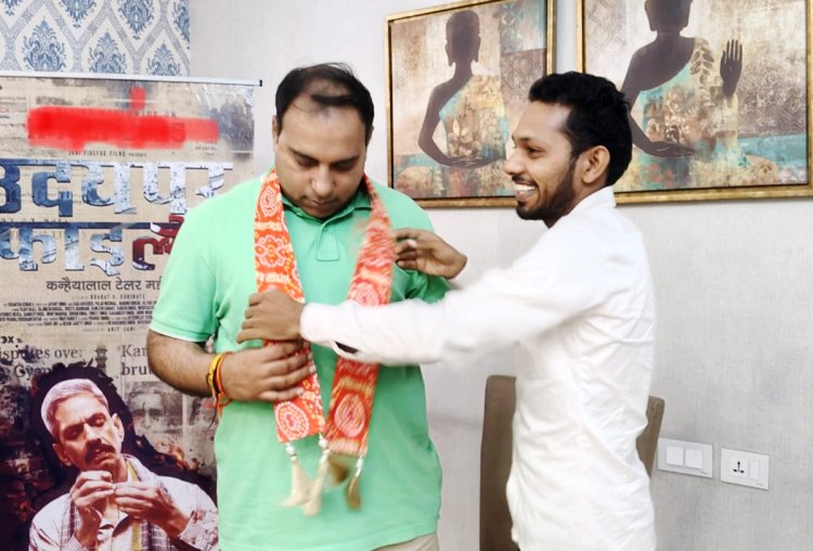 फिल्म के समर्थन में प्रोड्यूसर अमित जानी से मिली गौ रक्षा हिन्दू दल की टीम