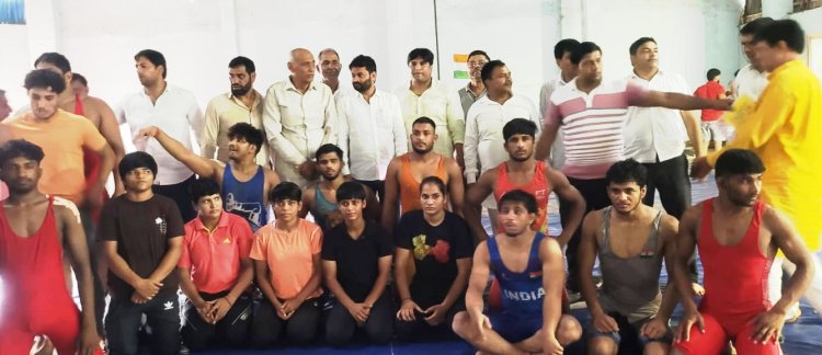 पहलवानों के लिए देवदूत बनकर लगातार मदद कर रहें है सतपाल यादव