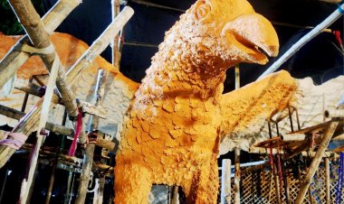Baguiati Rail Pukur United Club Celebrating 72 Years of Puja with ‘Shabdo’ – Featuring a 20-Feet Bird Installation