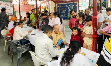 संतुष्टि सेवा फाउंडेशन ने लगाया निःशुल्क स्वास्थ्य चिकित्सा शिविर