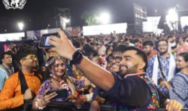 दिग्गज कलाकारों और ऊर्जा से भरपूर दर्शकों के साथ मनाया नवरात्रि उत्सव