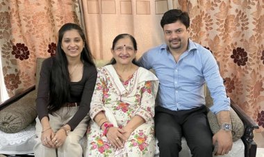 भारत में फ़िज़ियोथेरेपी की राह बनाने वाली डॉ. सुनीता सूद से फ़र्स्टवन टीम की प्रेरणादायी भेंट