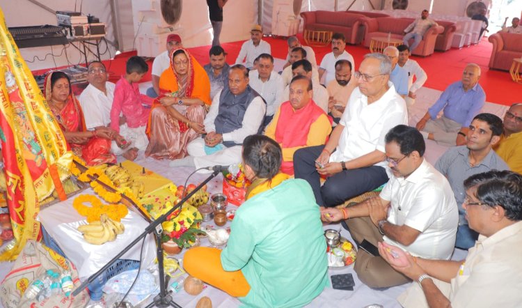 भूमिपूजन कर श्रीरामलीला मंचन की तैयारियों का किया श्रीगणेश 
