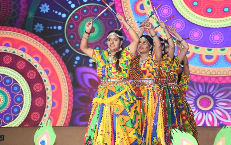 एमिटी ग्लोबल स्कूल नोएडा ने हर्षोल्लास के साथ मनाया संस्थापक दिवस समारोह