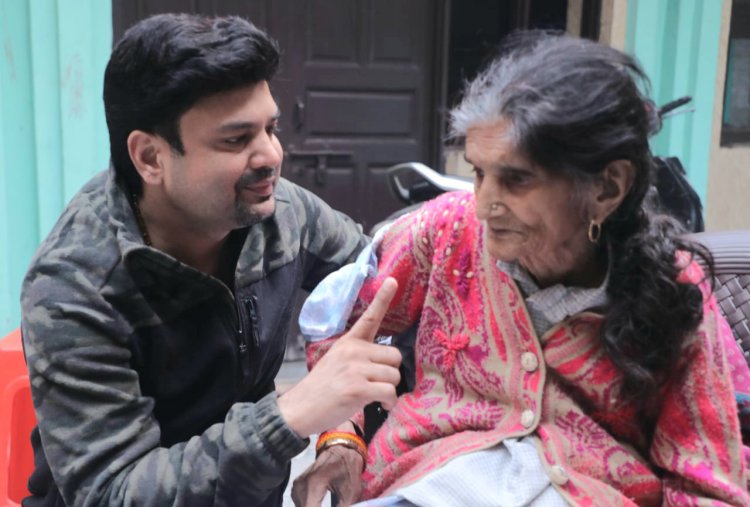 फर्स्ट रिहैब फाउंडेशन द्वारा निशुल्क स्वास्थ कैम्प, निशुल्क जांच के साथ दवाएं भी की वितरित 