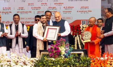 Son of the Soil & Educator Alakh Pandey Conferred UP Gaurav Samman by the Govt of UP on UP Diwas