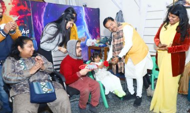 बसंत पंचमी पर फस्ट रिहैब सेंटर पहुंचे केंद्रीय मंत्री बीएल वर्मा