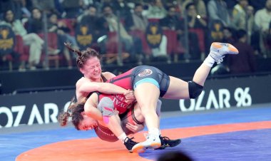 हरियाणा थंडर्स ने शानदार अंदाज़ में फाइनल में जगह बनाई