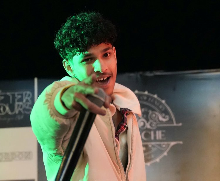 छोटी उम्र में आवाज, रैप और धुन से दुनिया के सामने पहचान बना रहे हैं रियल तनिष्क