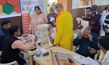 निःशुल्क स्वास्थ्य शिविर में लोगों ने लिया स्वास्थ्य लाभ