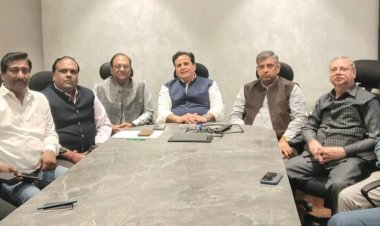 उत्तर प्रदेश उद्योग व्यापार मंडल ने की उद्योग एवं व्यापार से संबंधित मुद्दों पर बैठक