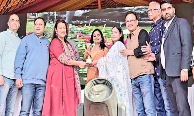 ग्रैंड अजनारा हेरिटेज ने नोएडा फ्लावर शो 2026 में सोसाइटी गार्डन कैटेगरी में पहला प्राइज़ जीता