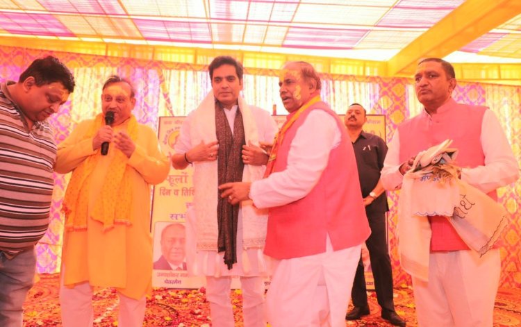 श्रीराम मित्र मंडल नोएडा ने किया होली मंगल मिलन समारोह आयोजित 