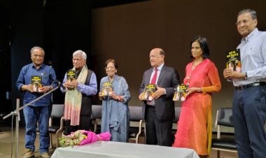 हैमकौ सभागार में शीला टी पी झुनझुनवाला फाउंडेशन के तत्वावधान में अखिल भारतीय हास्य-व्यंग्य कवि-सम्मेलन सम्पन्न