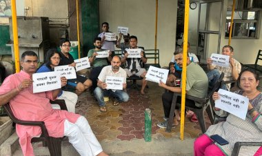शिप्रा सनसिटी में चुनाव प्रक्रिया पर विवाद, निष्पक्ष चुनाव समिति की मांग को लेकर निवासियों का सत्याग्रह जारी