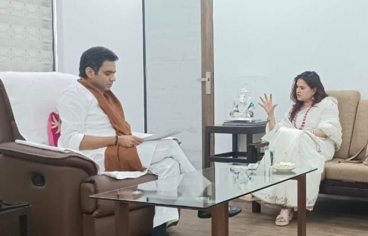 एनसीएफ ने जर्जर जनता फ्लैटों की स्थिति को लेकर विधायक पंकज सिंह को सौंपा ज्ञापन