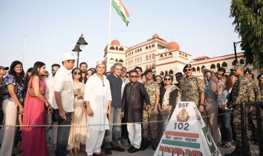Main Vaapas Aaunga Creates History at the Attari Border
